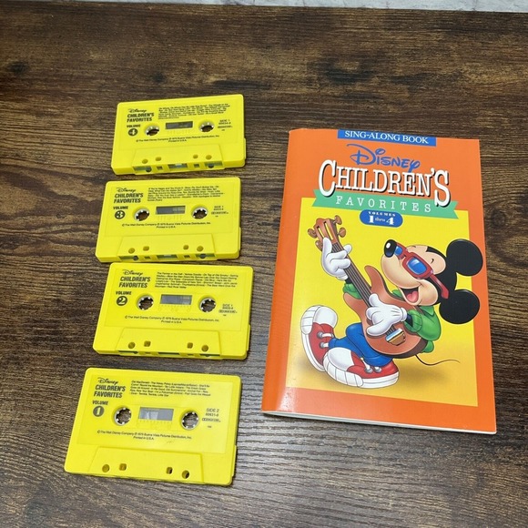 Disney Mickey Mouse Childrens Favorites Vol 1 Through 4 Tapes Case Complete‎ Vtg - Picture 4 of 13